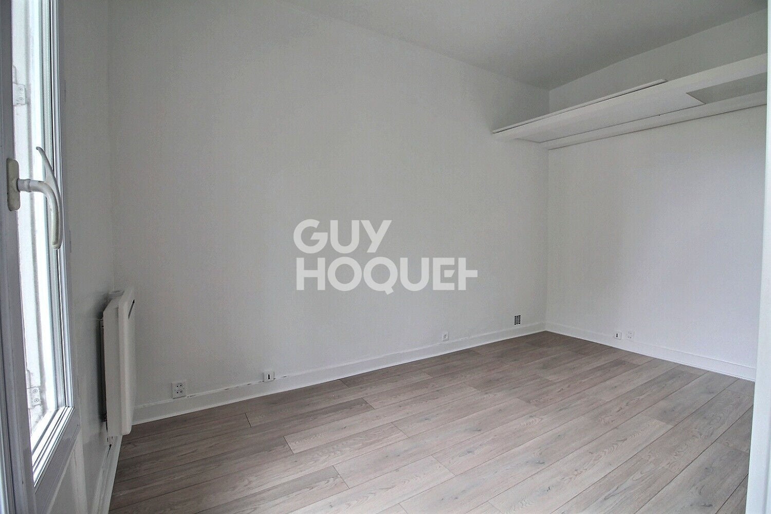 Flat Sente Castel in Chaville