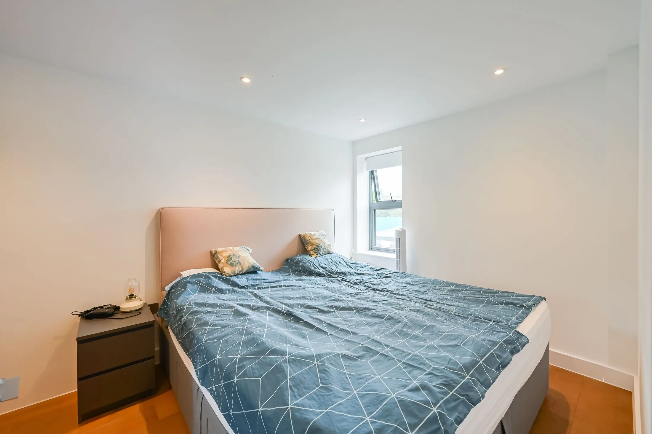 Flat Marquis Road in Greater London