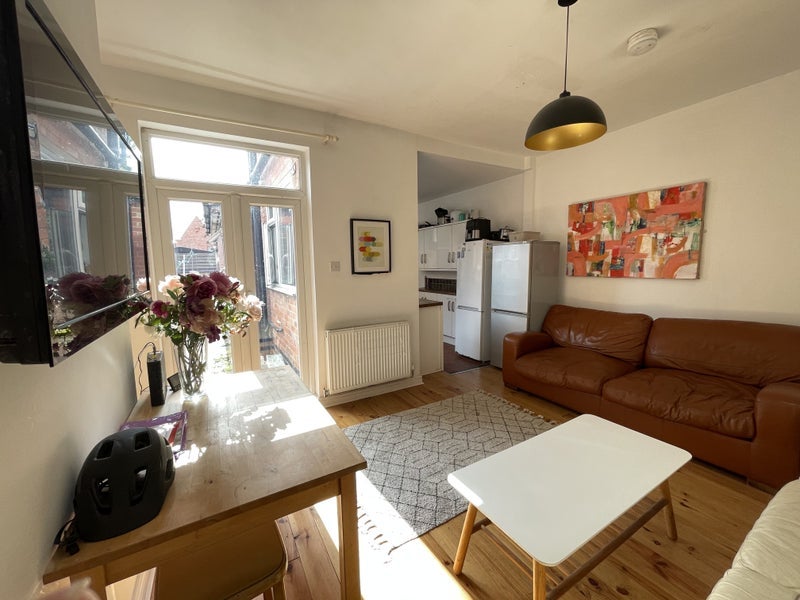 Room Derby Road in Charnwood