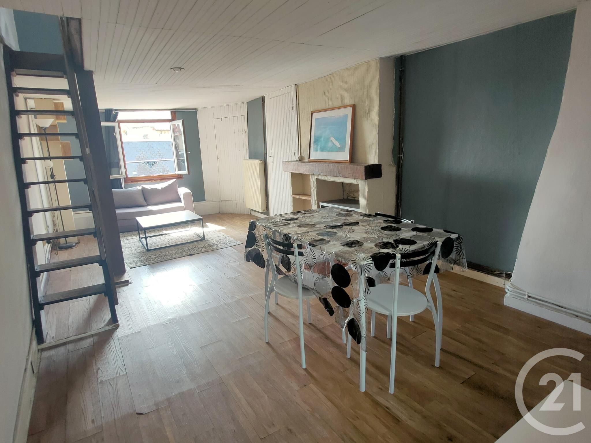 Flat Bd Pierre De Coubertin in Nevers