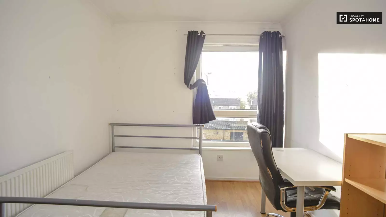 Flat Allen Road in Greater London