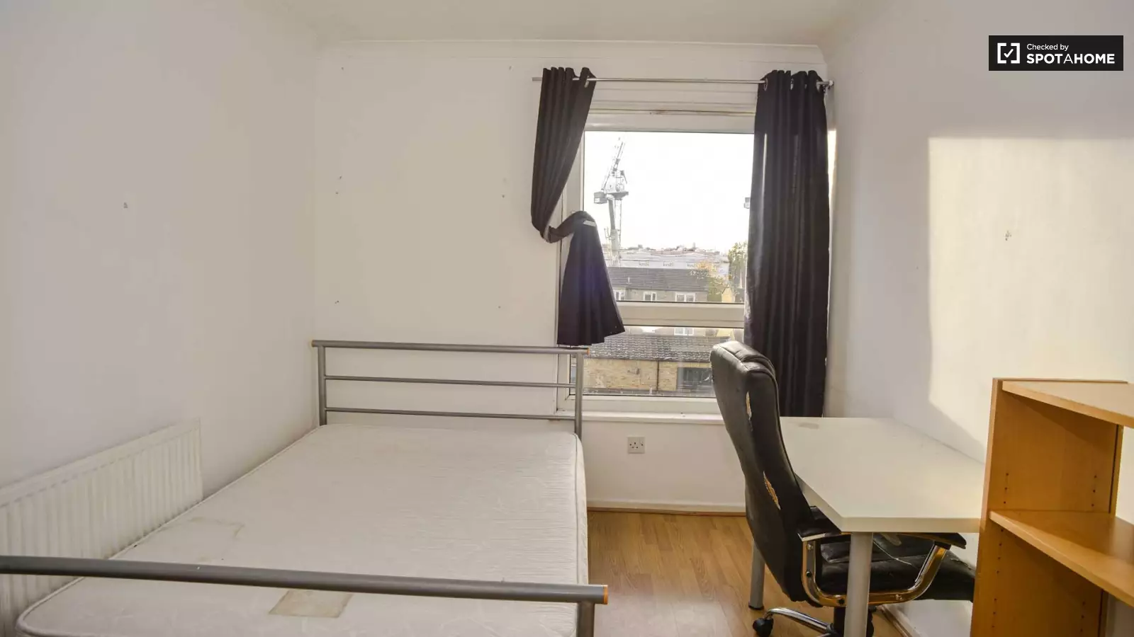 Flat Allen Road in Greater London