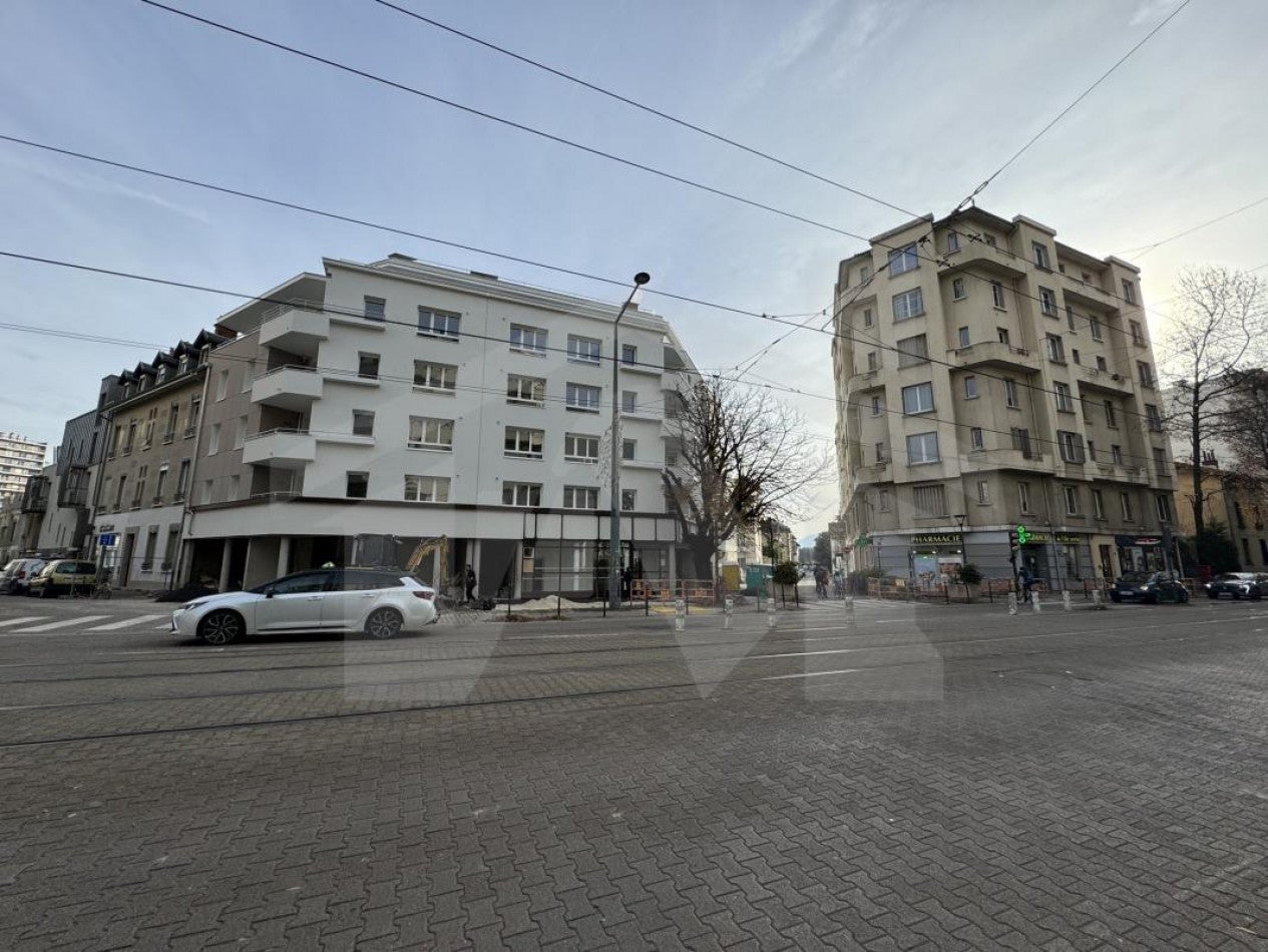 Flat Place du Grésivaudan in Grenoble