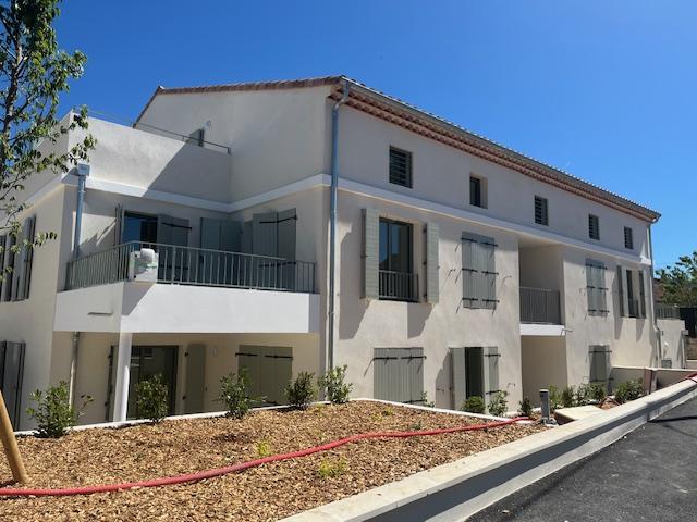 Maison D 12 à Trets