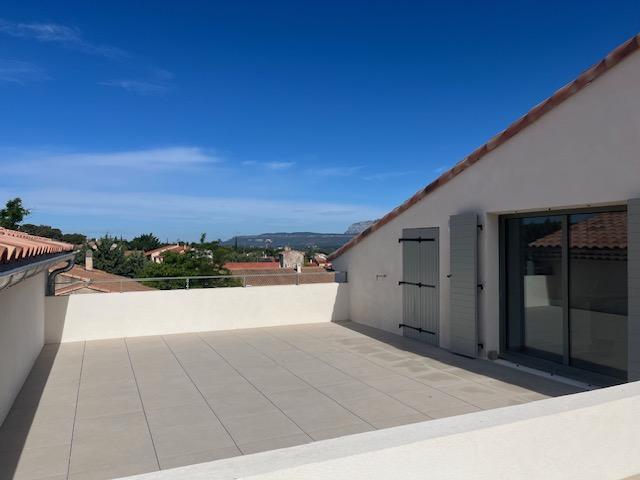 Maison D 12 à Trets
