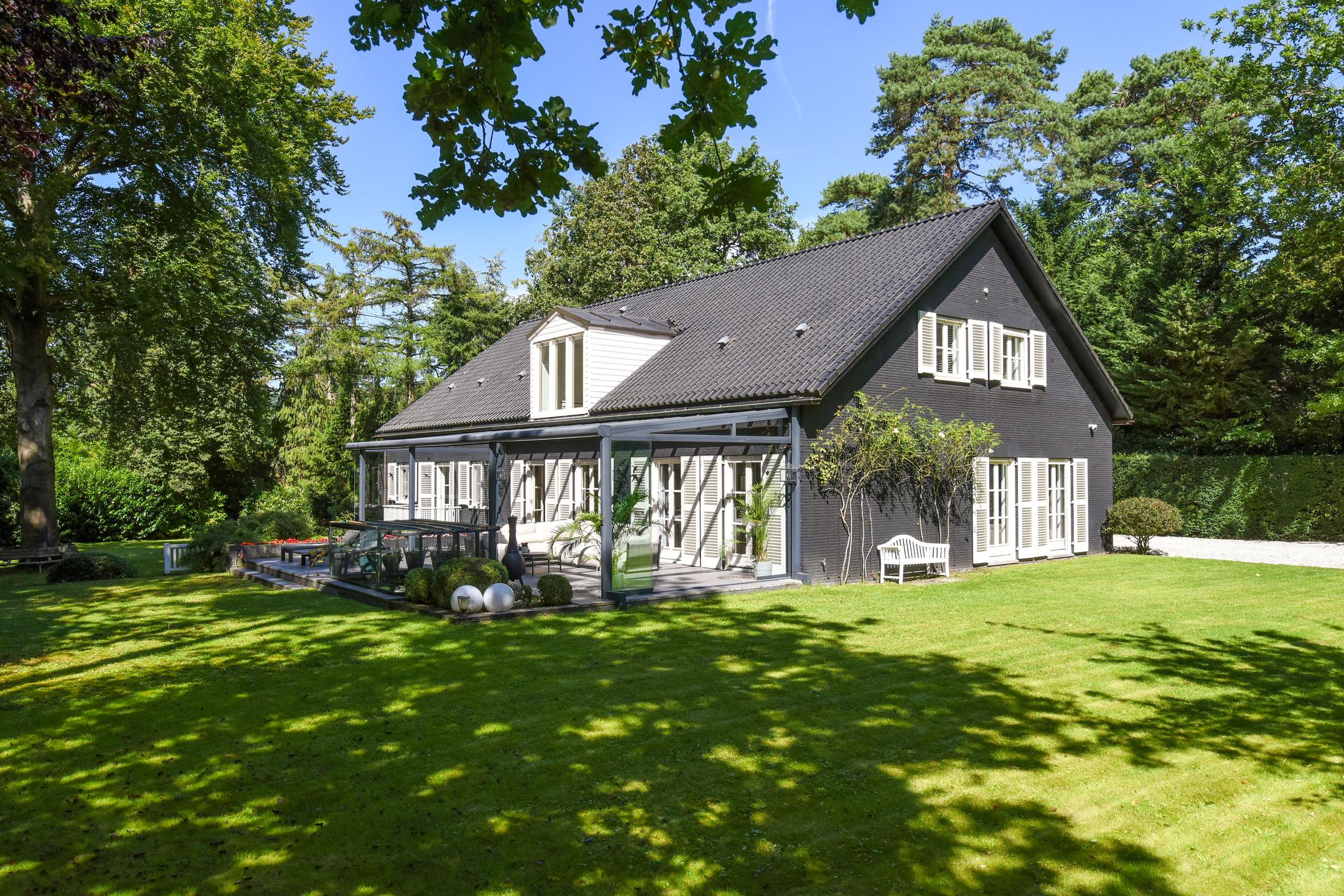 Huis Koningin Emmalaan 3 in Blaricum