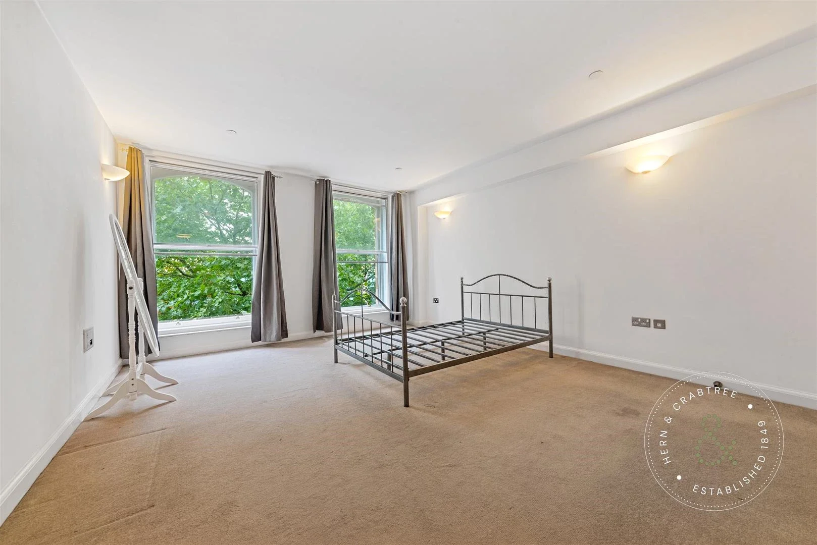 Flat Barry Lane in Cardiff