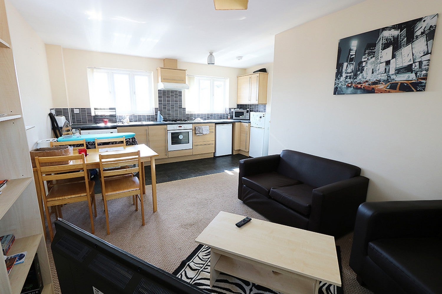 Flat Argosy Way in Newport