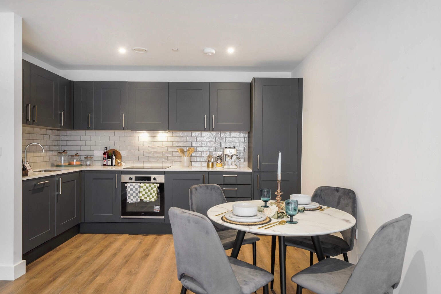 Flat Queen Street in Maidenhead