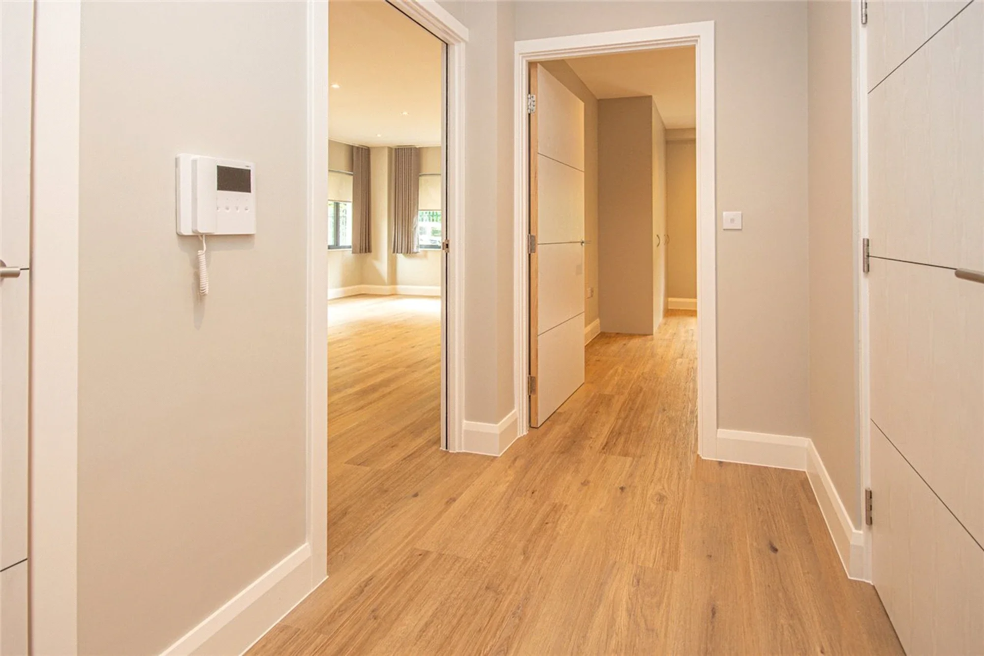 Flat Broadwater Road in Welwyn Hatfield