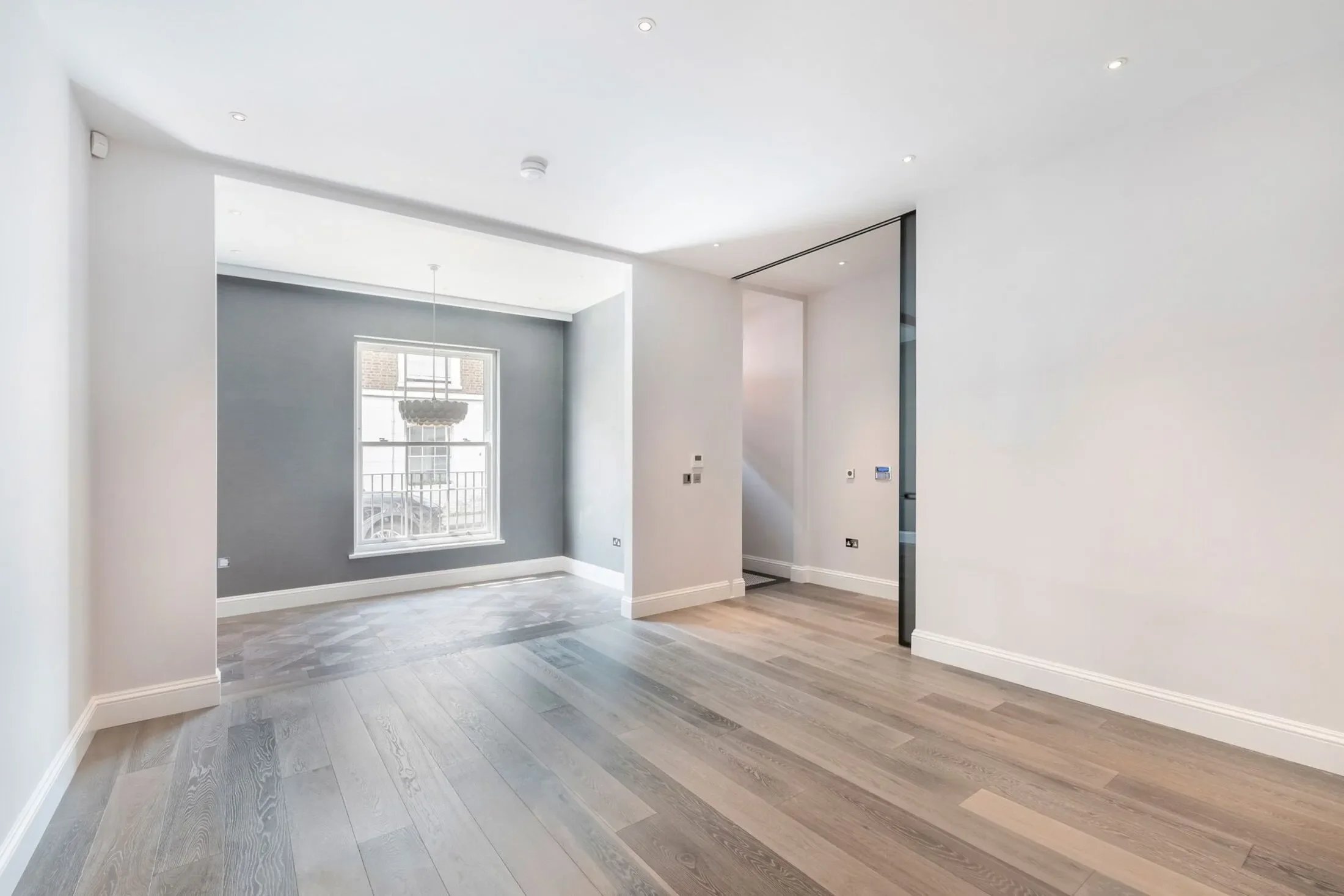 House Radnor Walk in Greater London