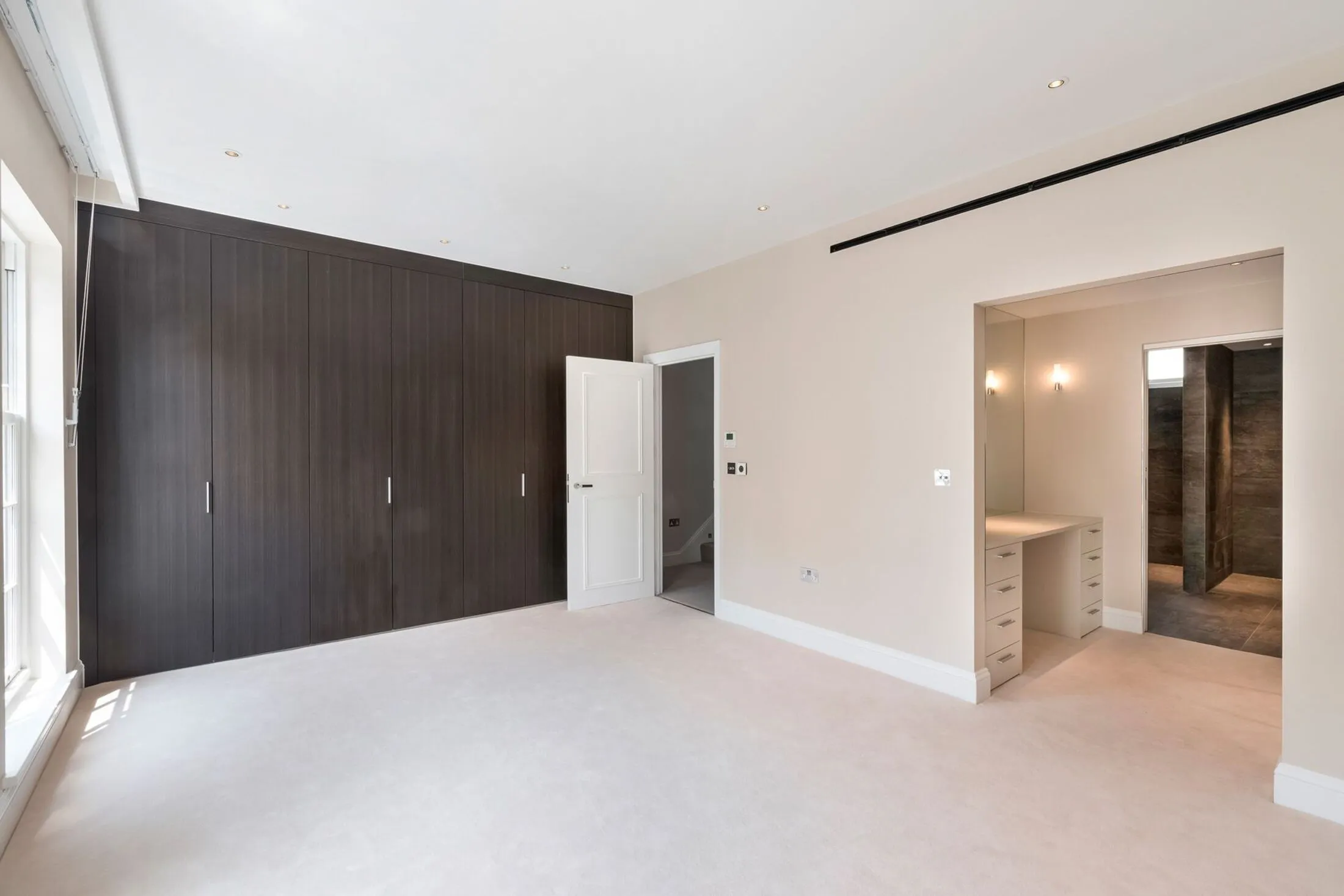 House Radnor Walk in Greater London