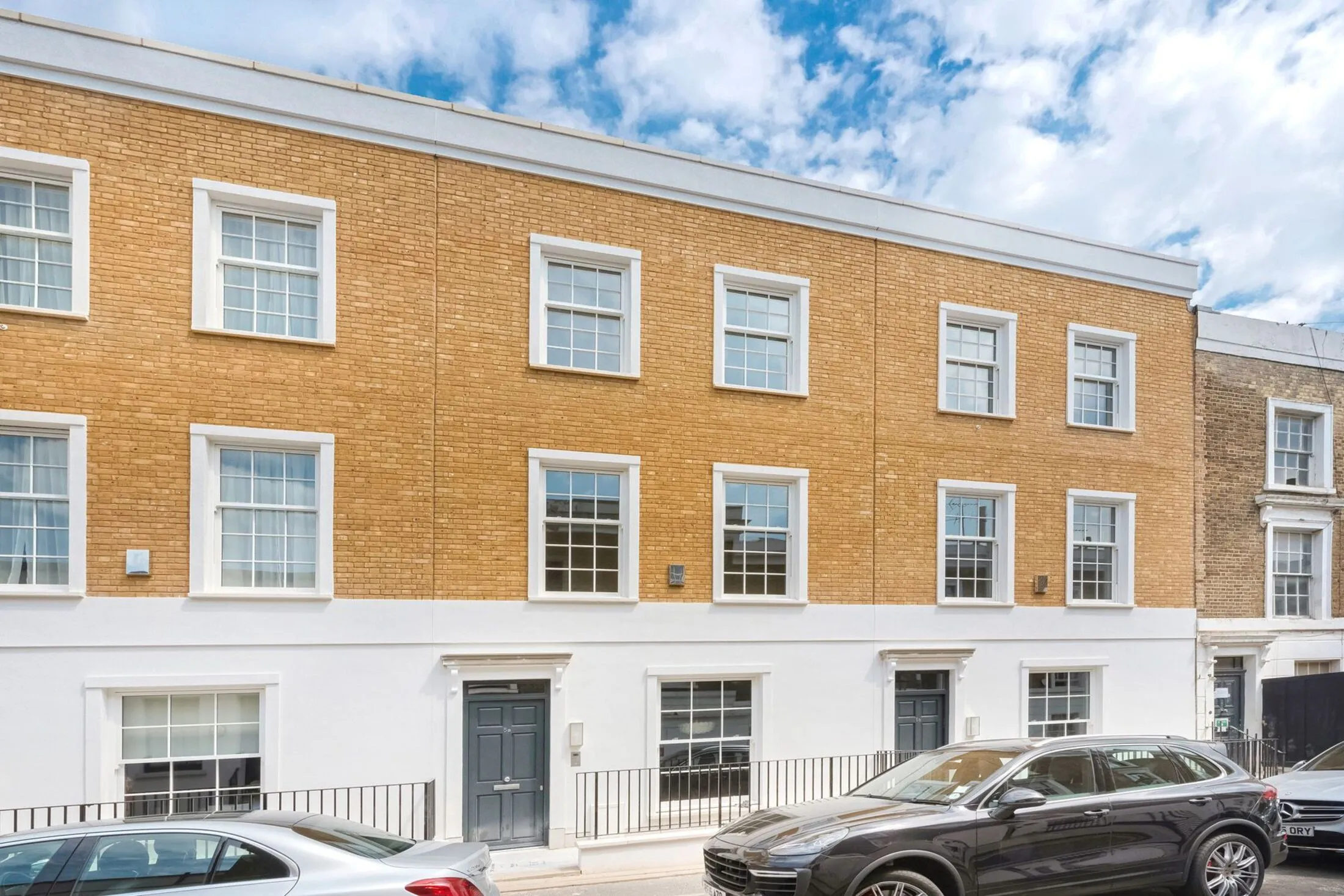 House Radnor Walk in Greater London