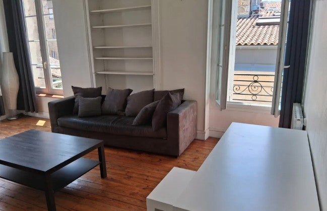 Flat Rue des Treilles in Libourne