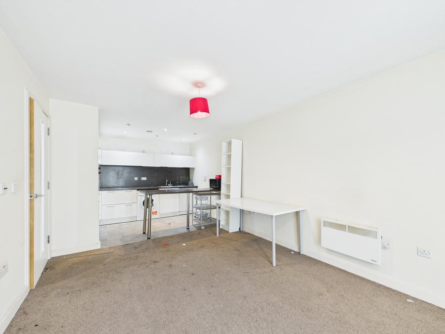 Flat Bromsgrove Street in Birmingham