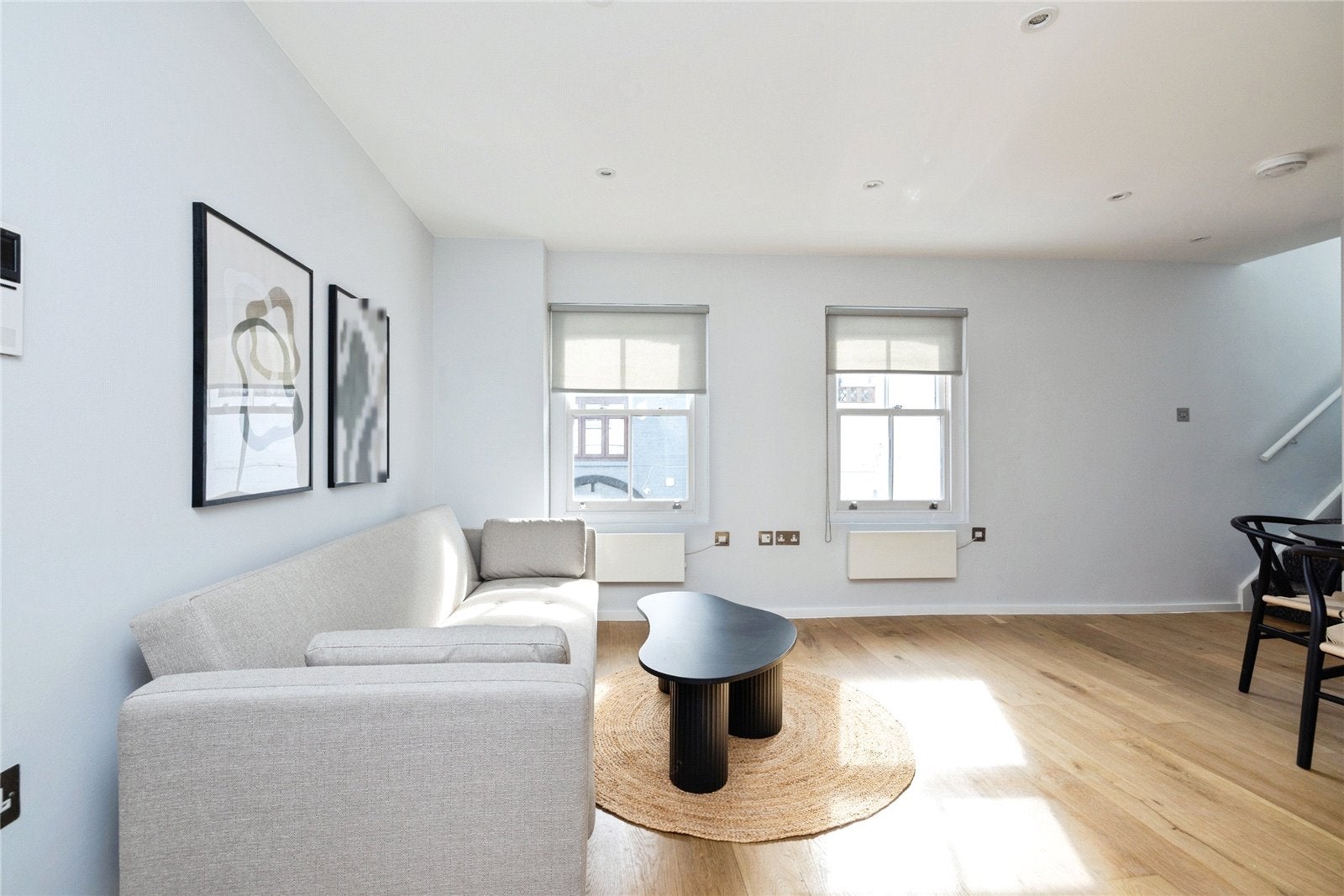 Flat Ellsworth Street in Greater London