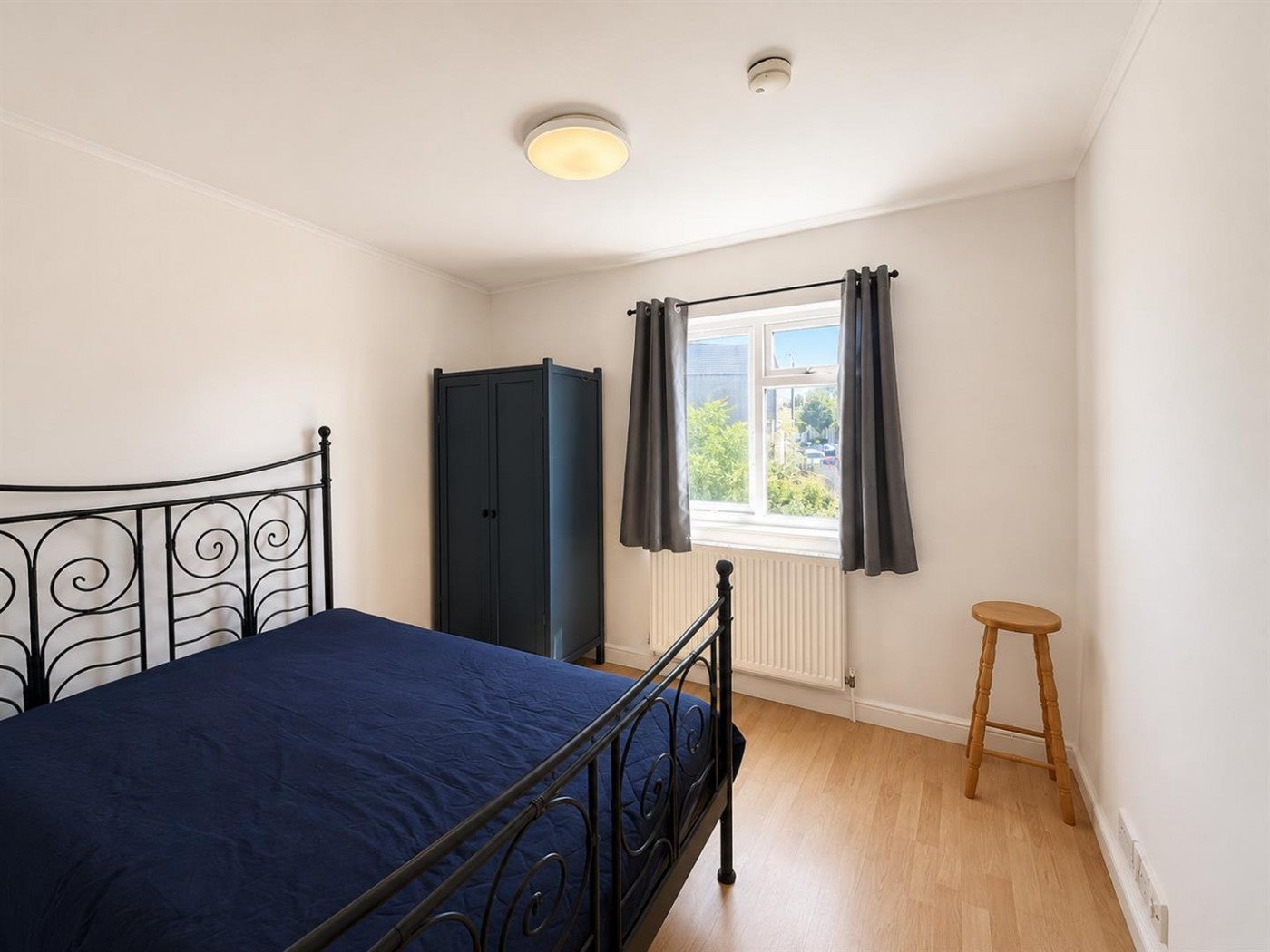 Flat Blackhorse Lane in Greater London
