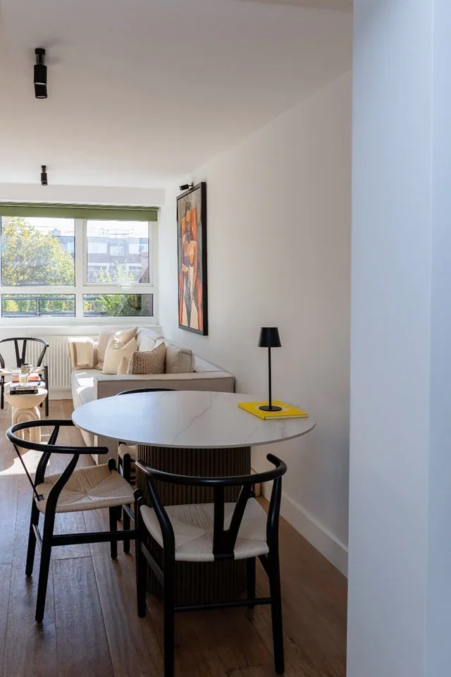 Flat Shuttleworth Road in Greater London