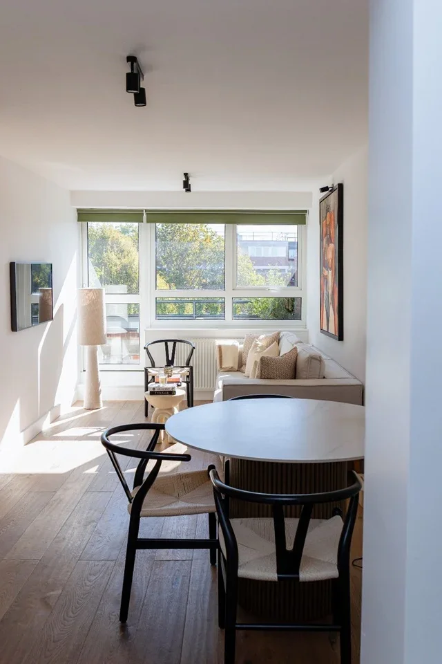 Flat Shuttleworth Road in Greater London