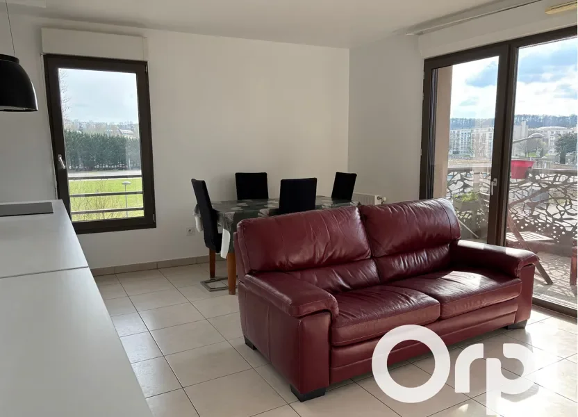 Appartement Boulevard Georges Marie Guynemer à Saint-Cyr-l'École