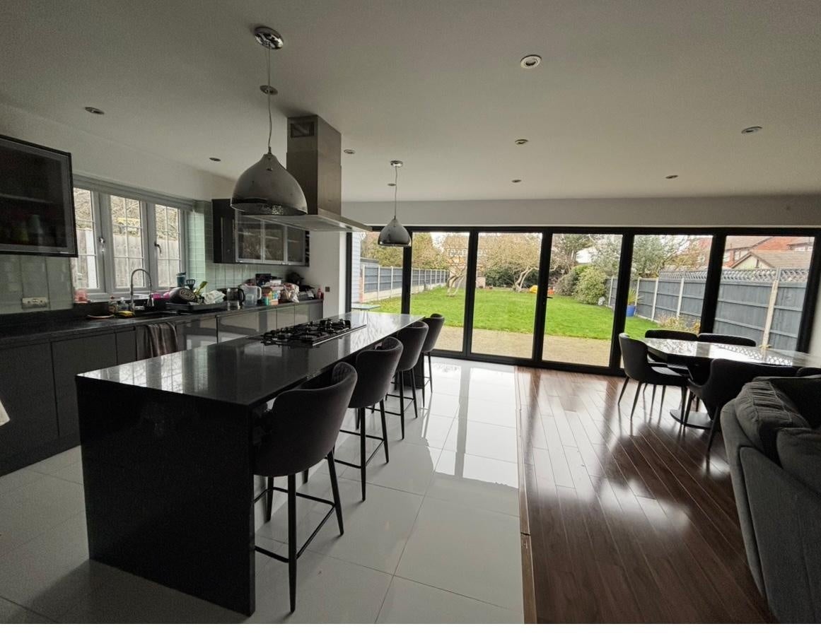 House The Trio in Greater London