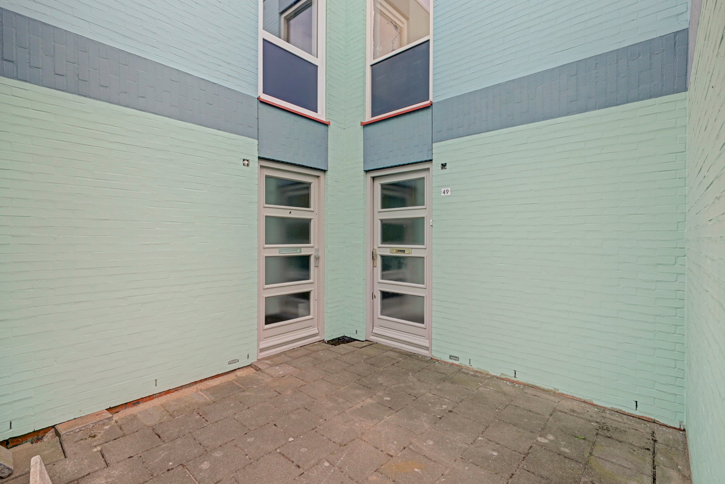 Tussenwoning te koop: Hennahof 49, Almere