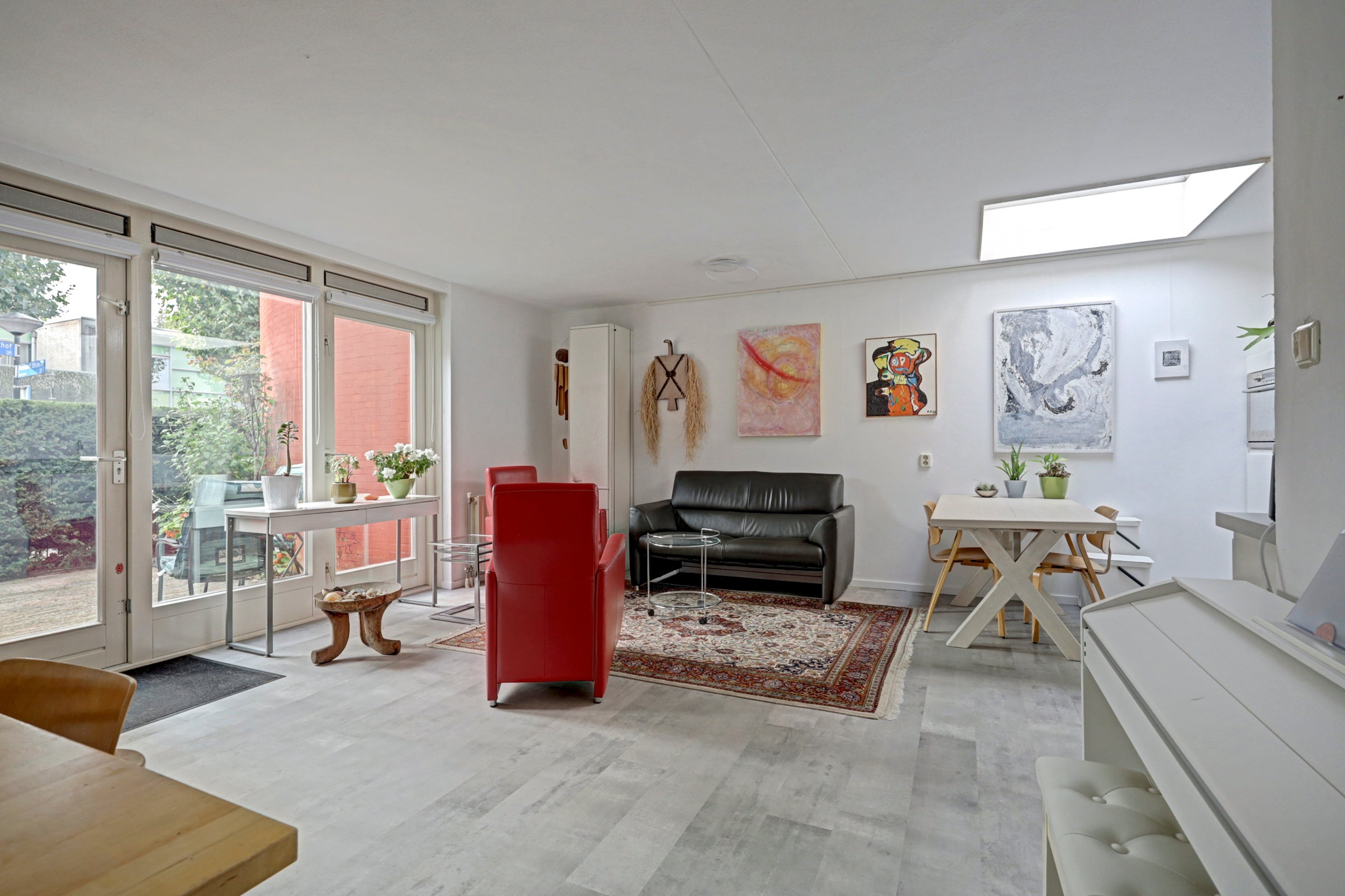 Tussenwoning te koop: Hennahof 49, Almere