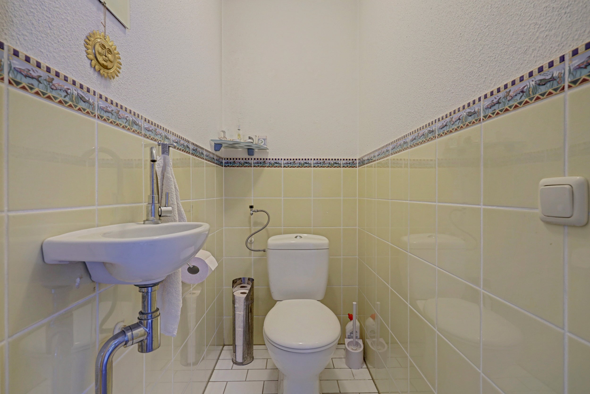 Tussenwoning te koop: Hennahof 49, Almere