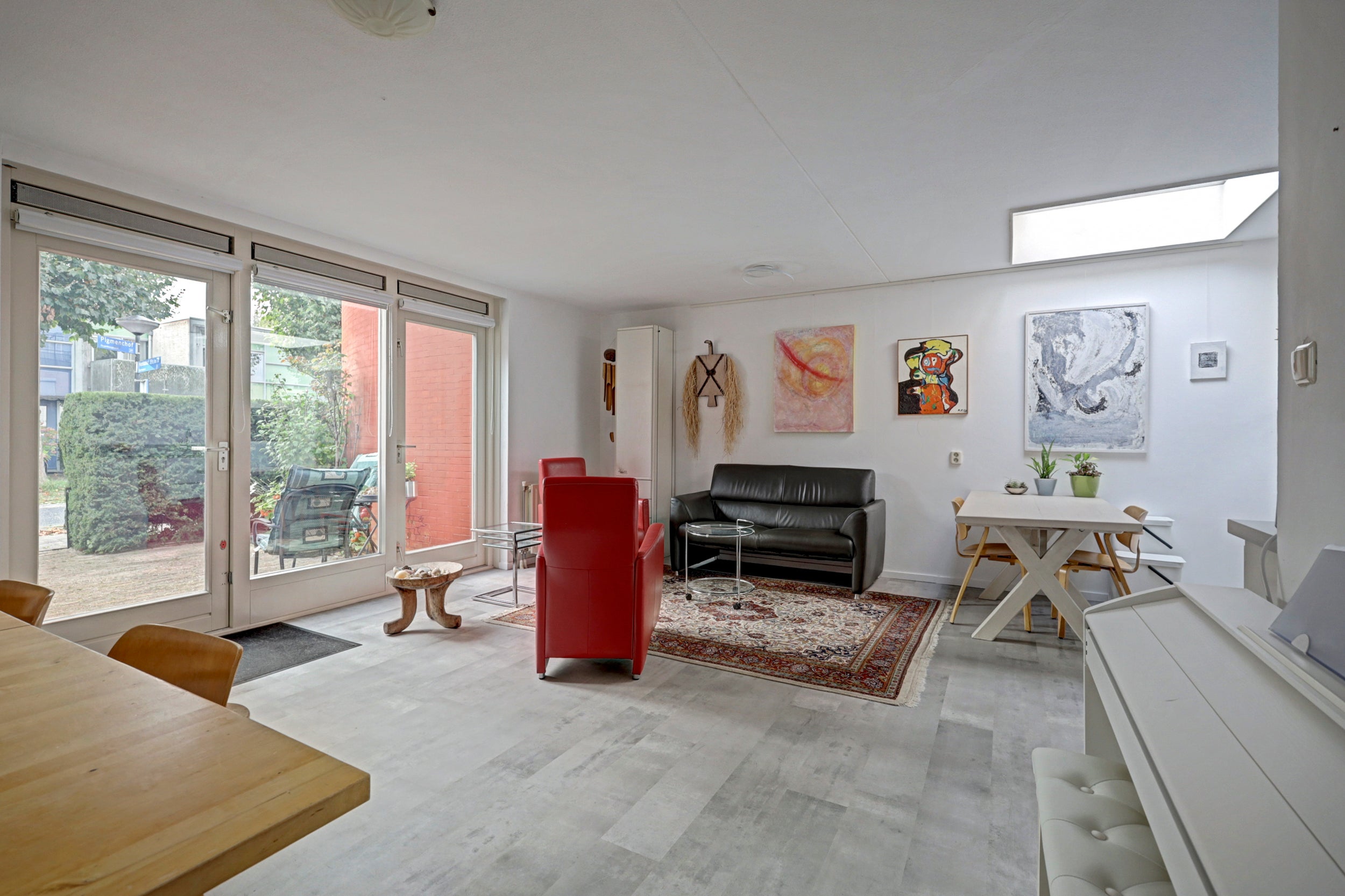 Tussenwoning te koop: Hennahof 49, Almere