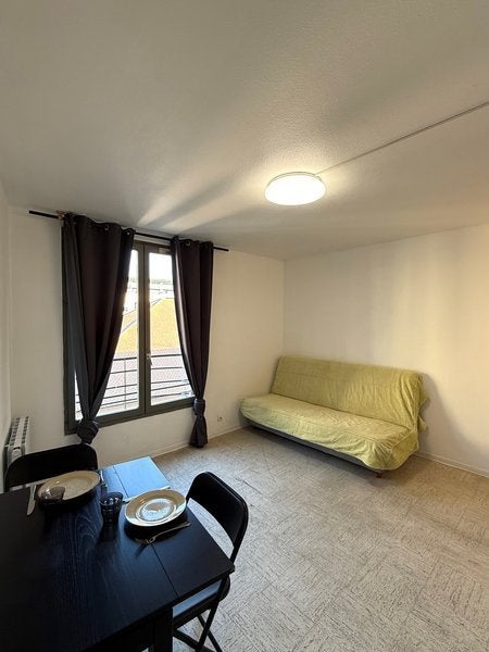 Chambre Rue Rouvière à Marseille