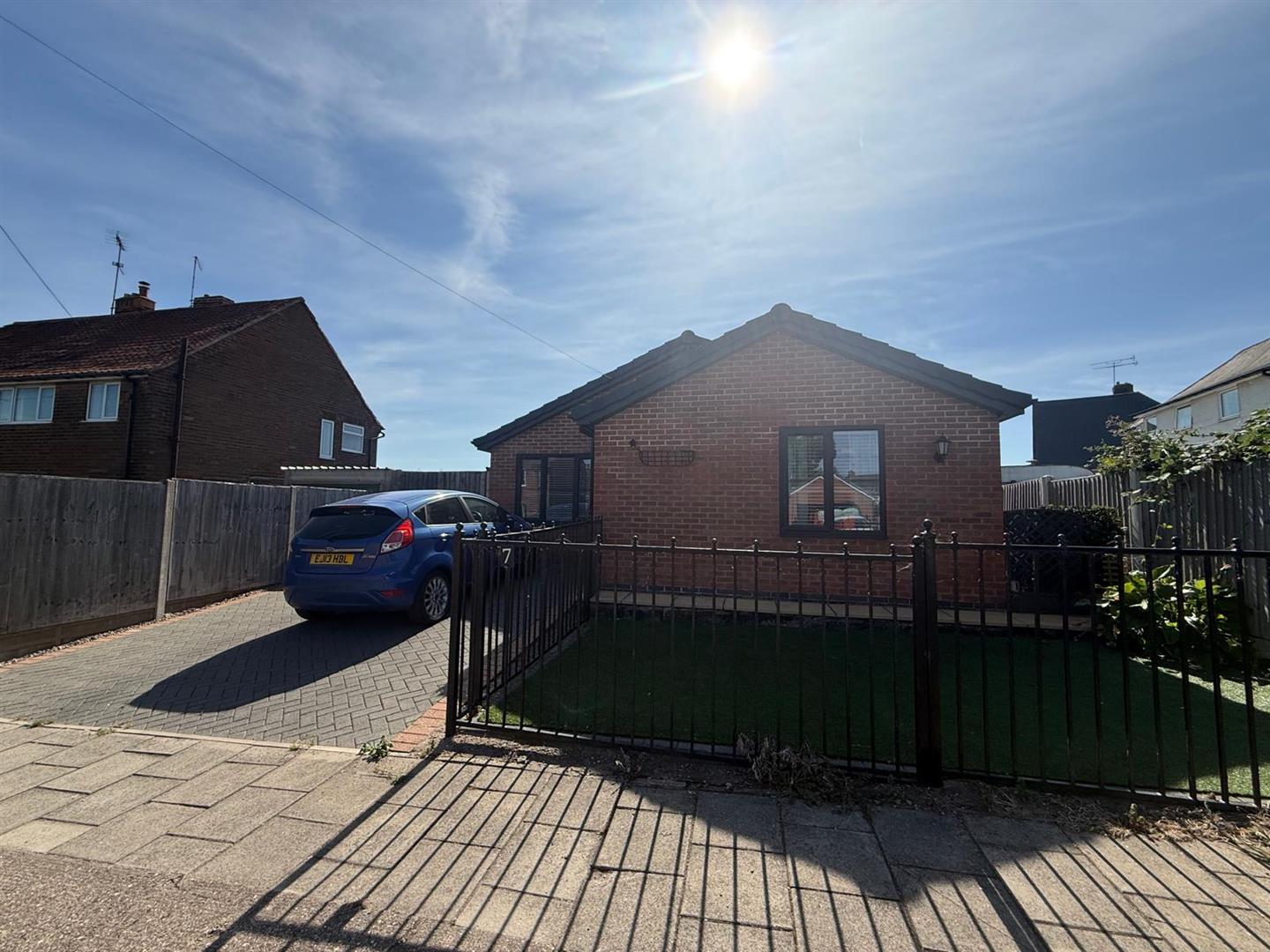 House Ash Tree Avenue in Mansfield Woodhouse