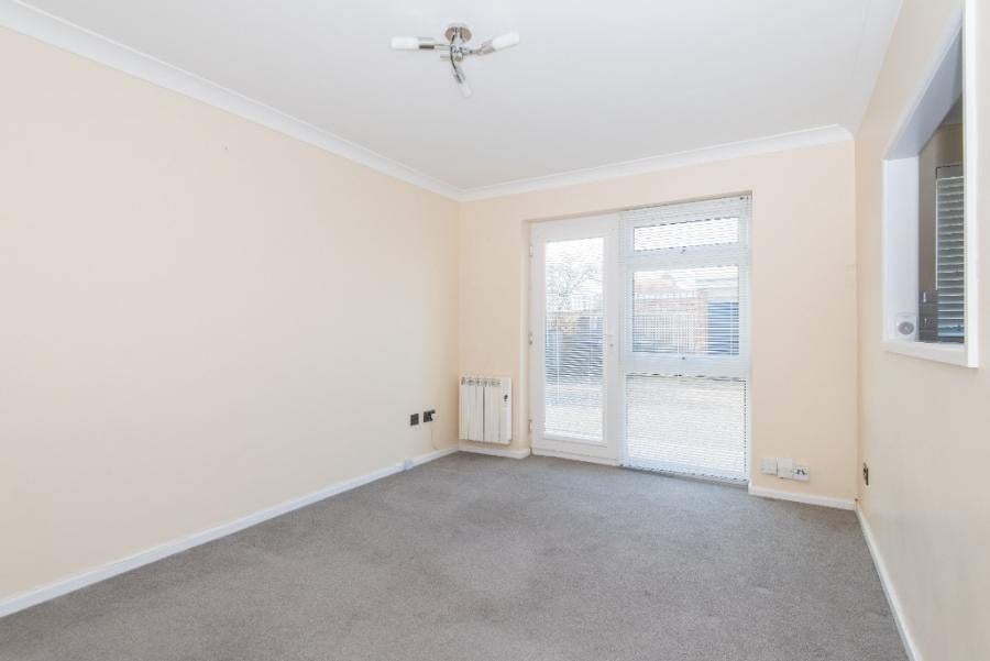 Flat Wallace Avenue in Worthing