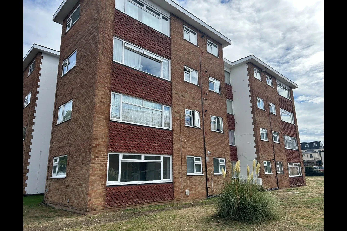 Flat Maldon Road in Greater London