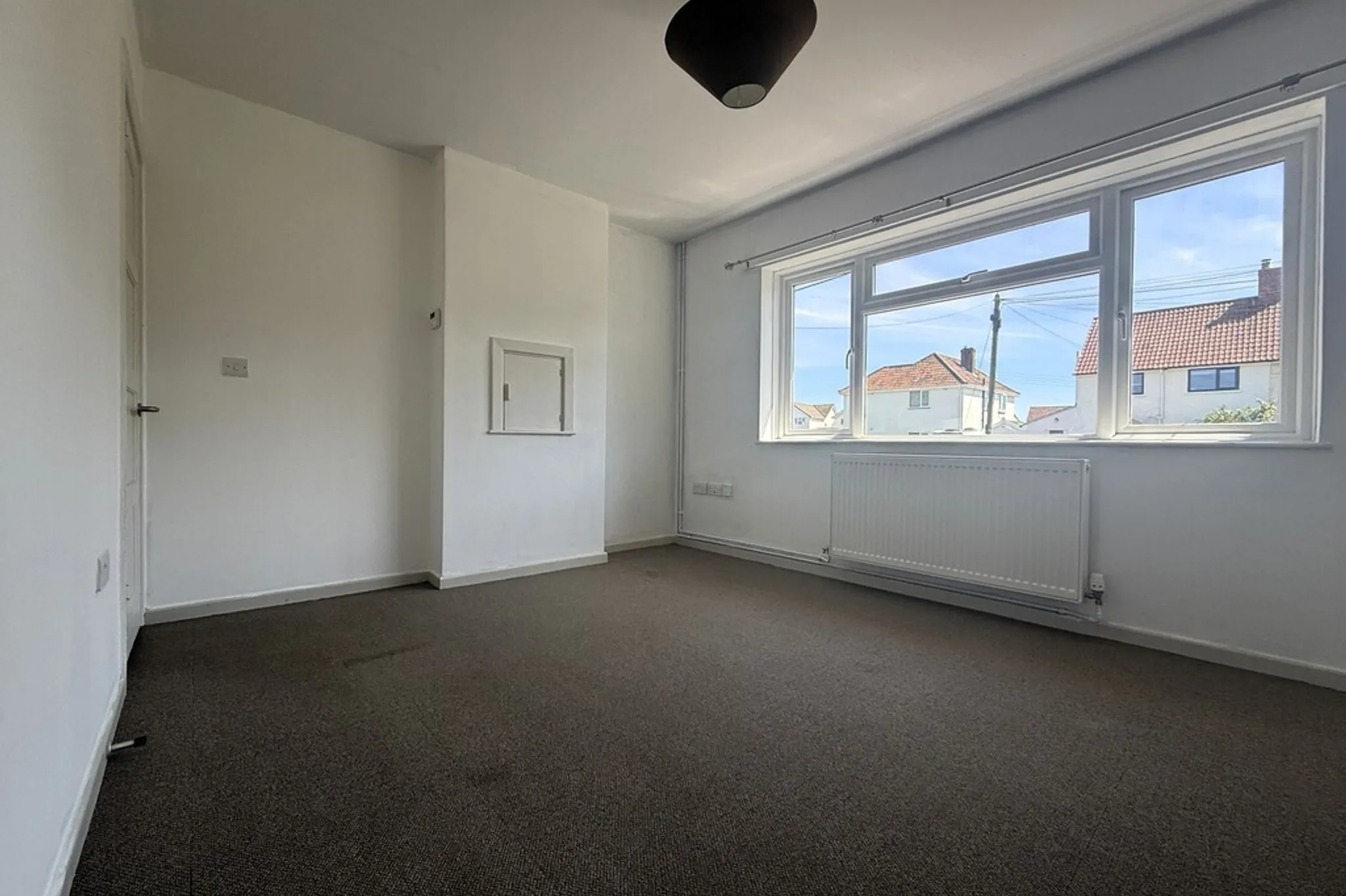 Flat Fielding Road in Street
