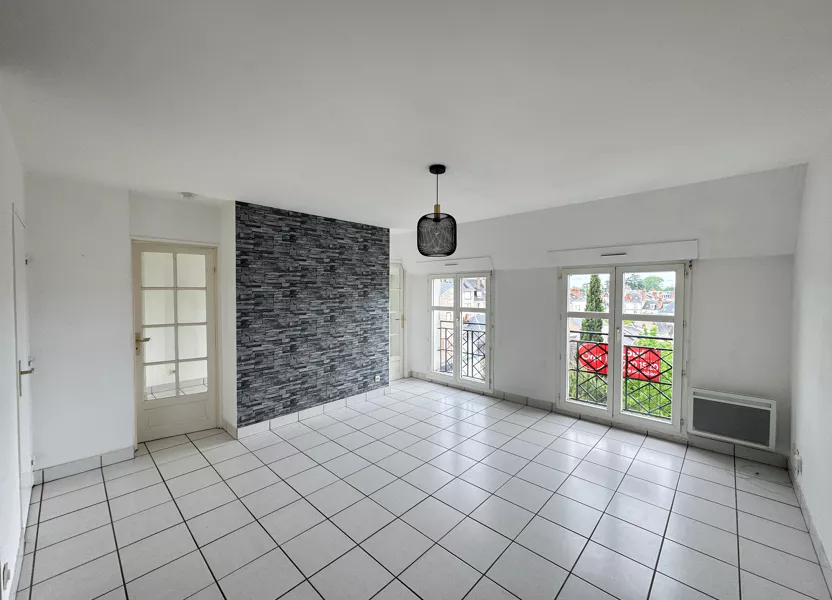 Flat Rue Saint-Just in Tours