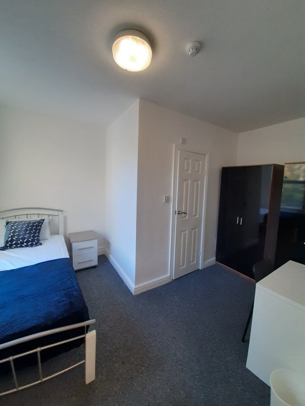 Room Freehold Street in Coventry