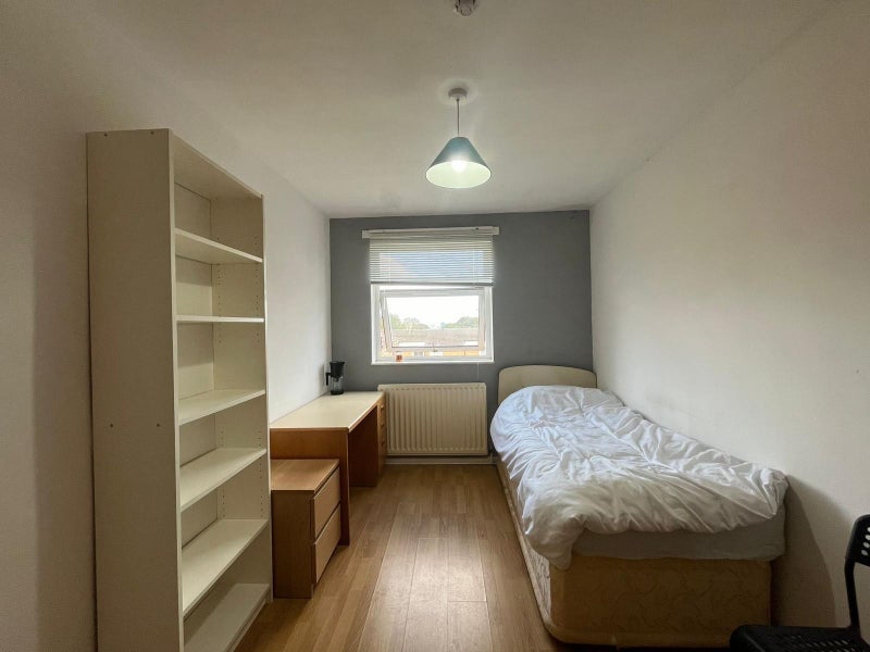 Room Worley Close in Newcastle upon Tyne