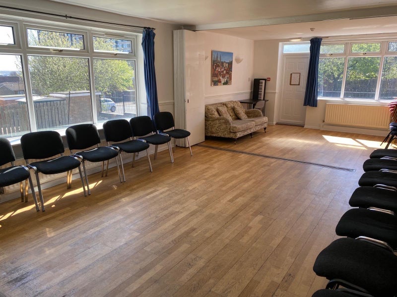 Room Worley Close in Newcastle upon Tyne
