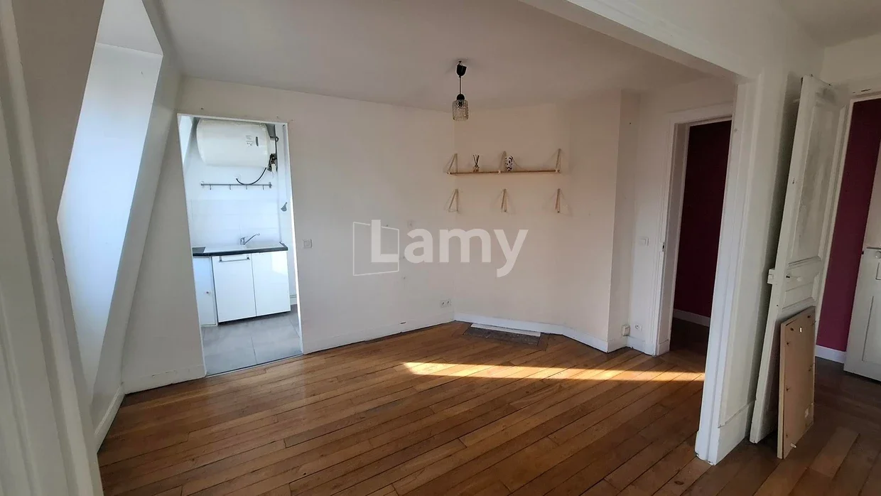 Appartement Rue de Nantes à Paris