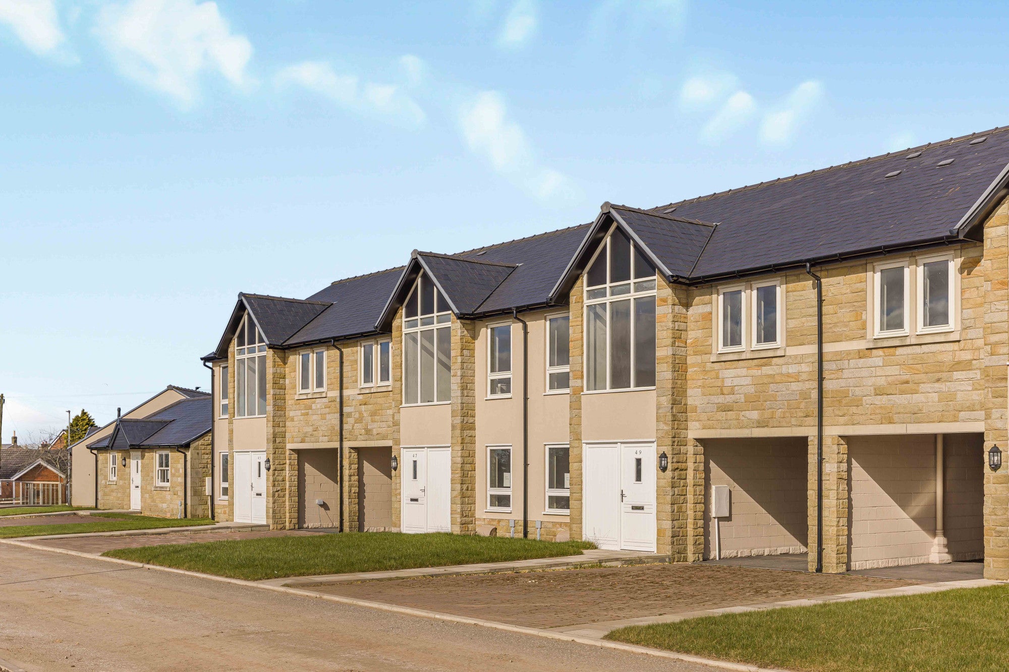Flat Doctors Row in Preston