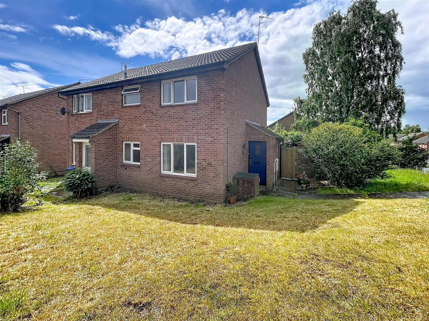 House Westonbirt Close in Kenilworth