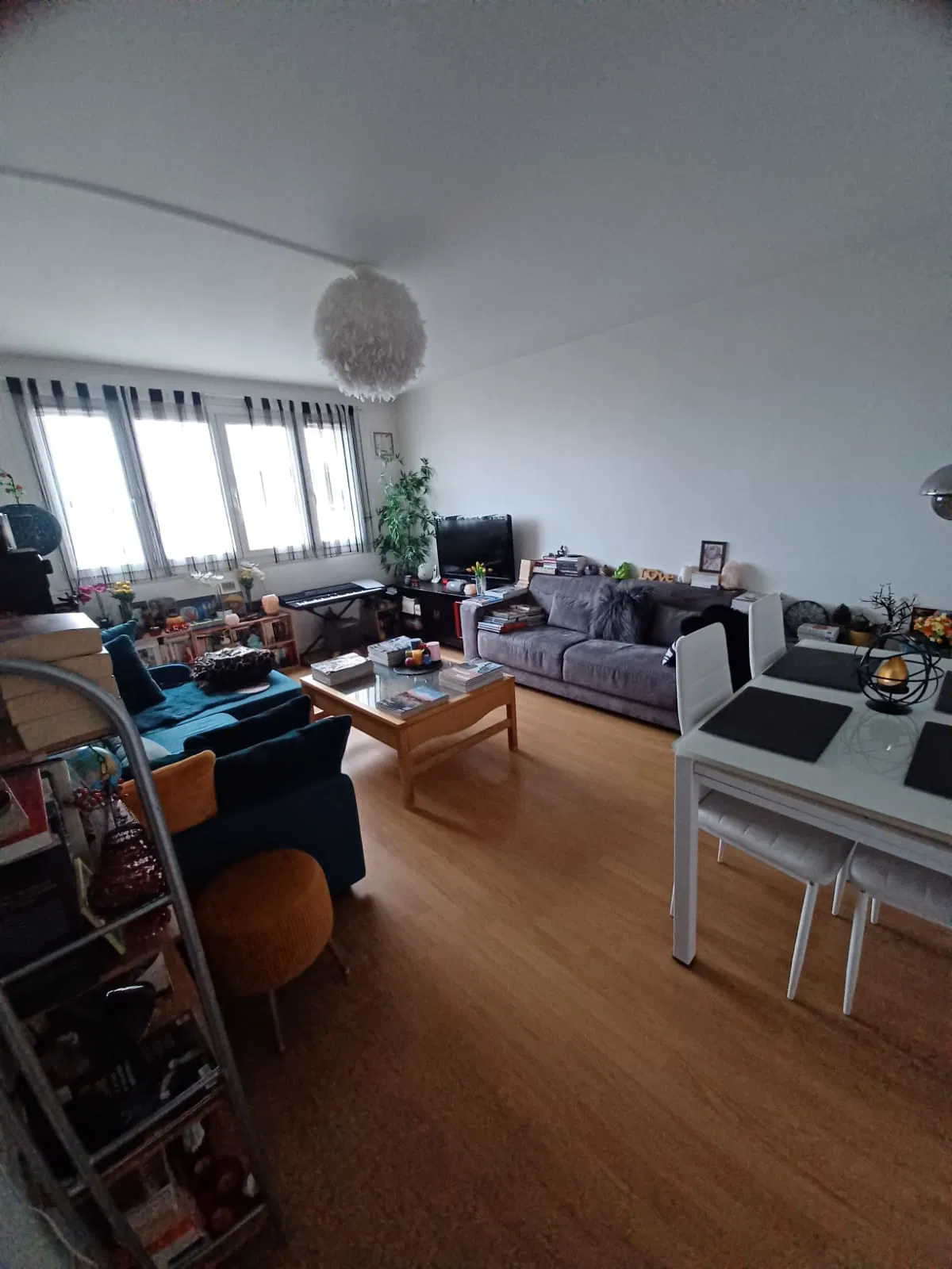 Chambre Allée Pernette du Guillet à Paris