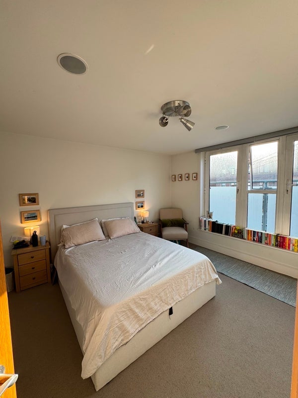 Room Wimbledon Park Road in Greater London
