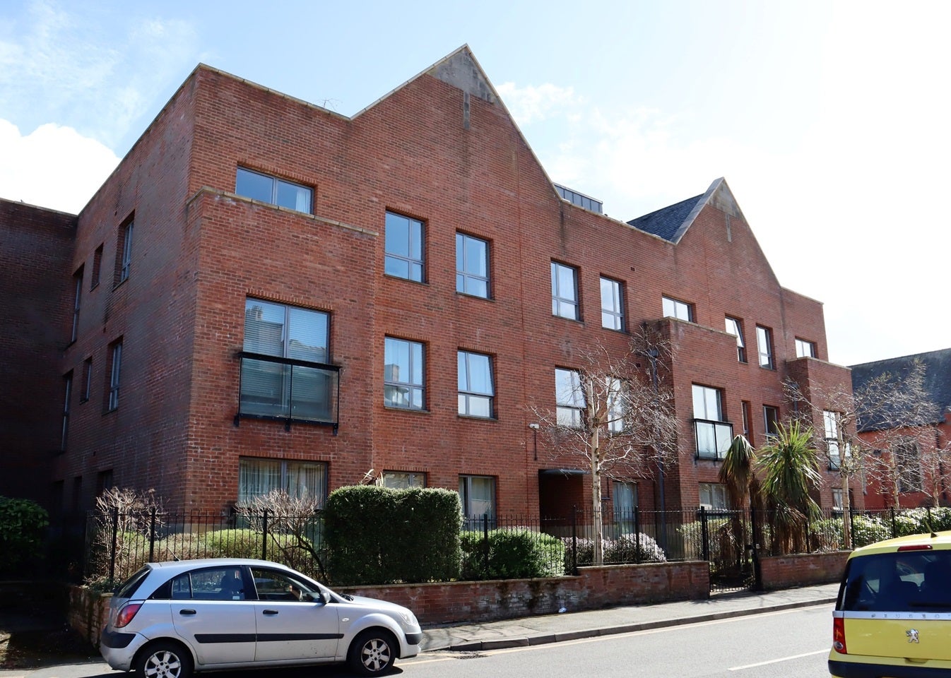 Flat Green Lane in Wilmslow