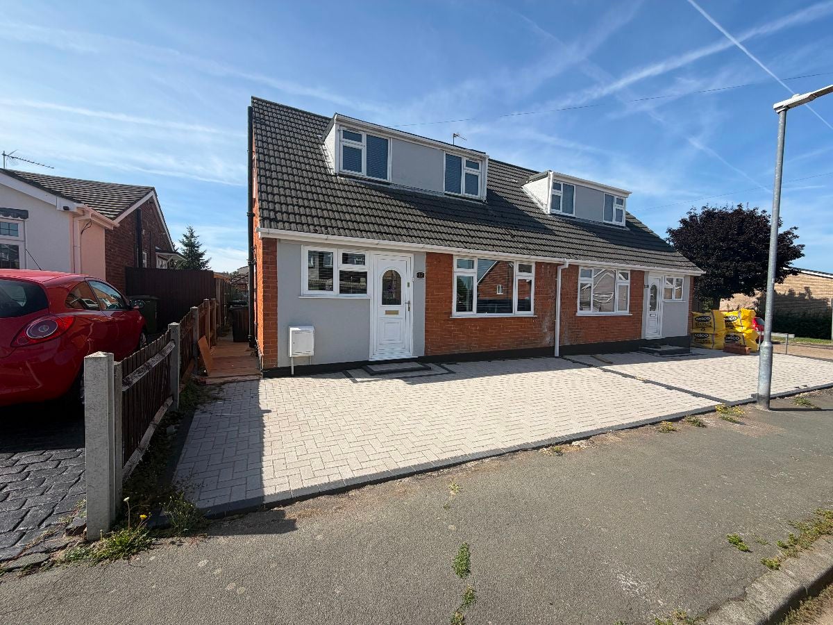 House Nicholl Road in Basildon