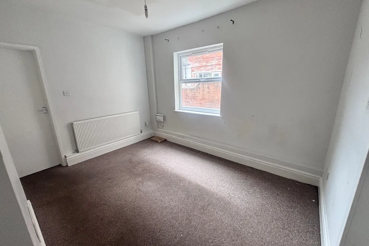 Flat Mayfield Street in Hull