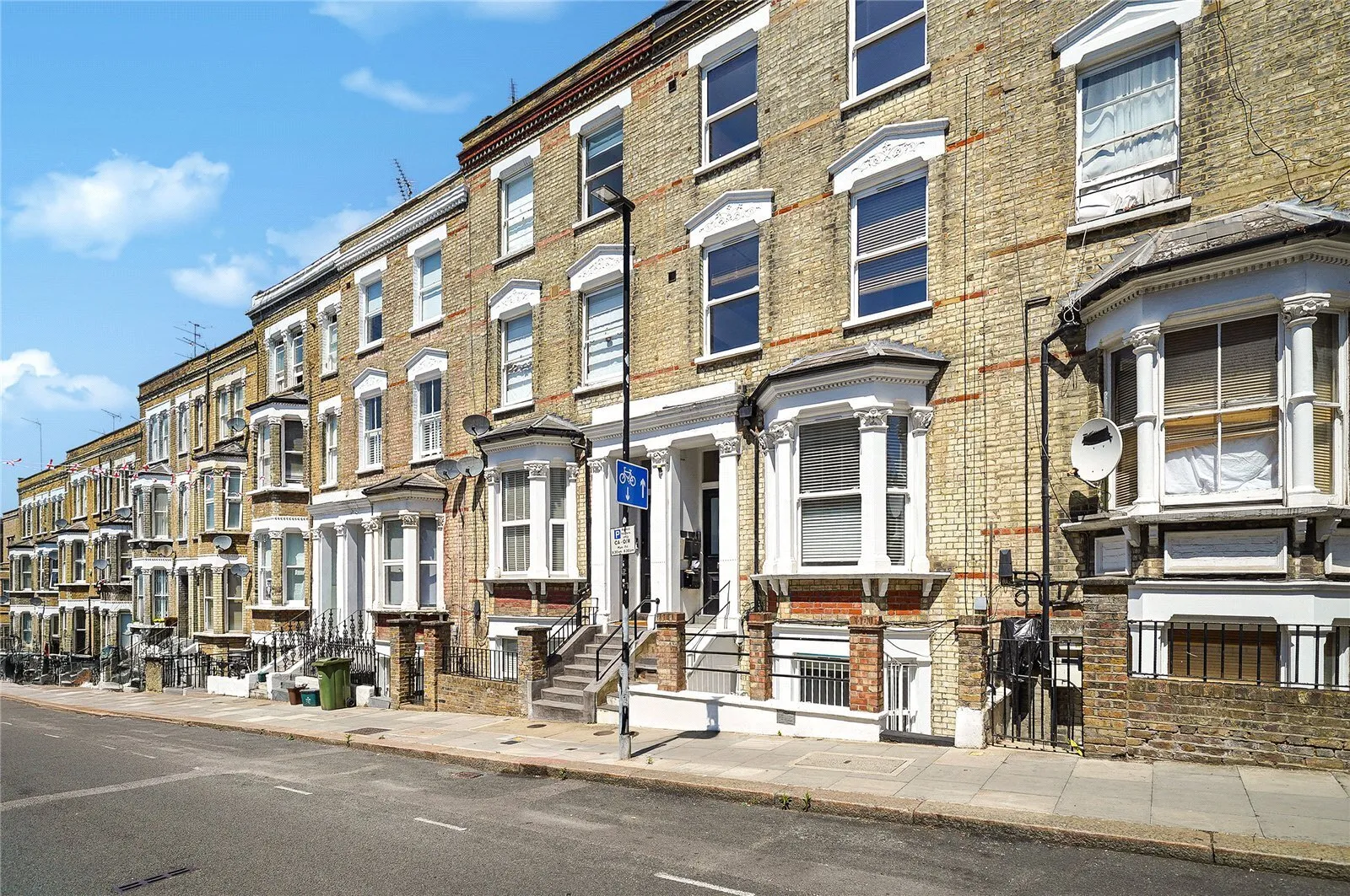 Flat Messina Avenue in Greater London