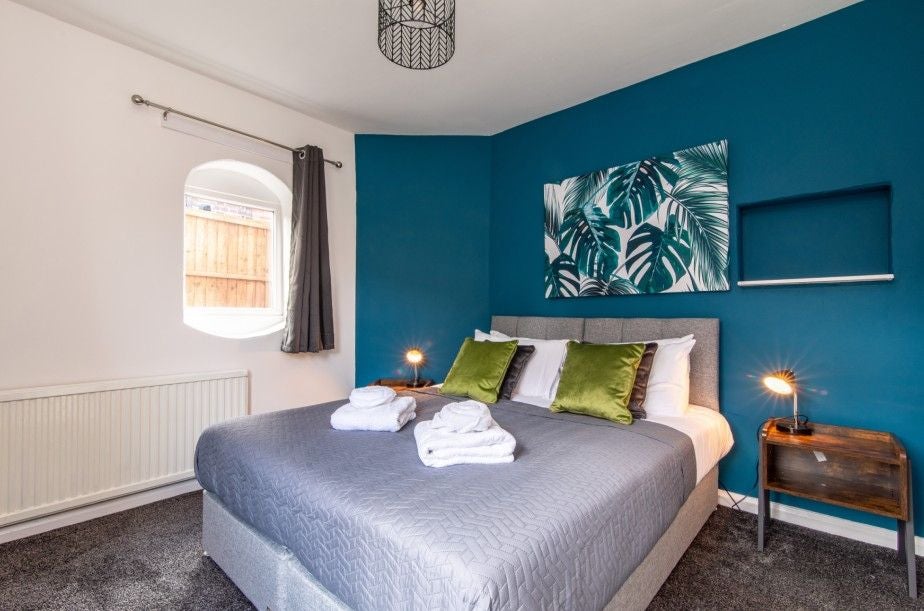 House Kneeton Vale in Nottingham