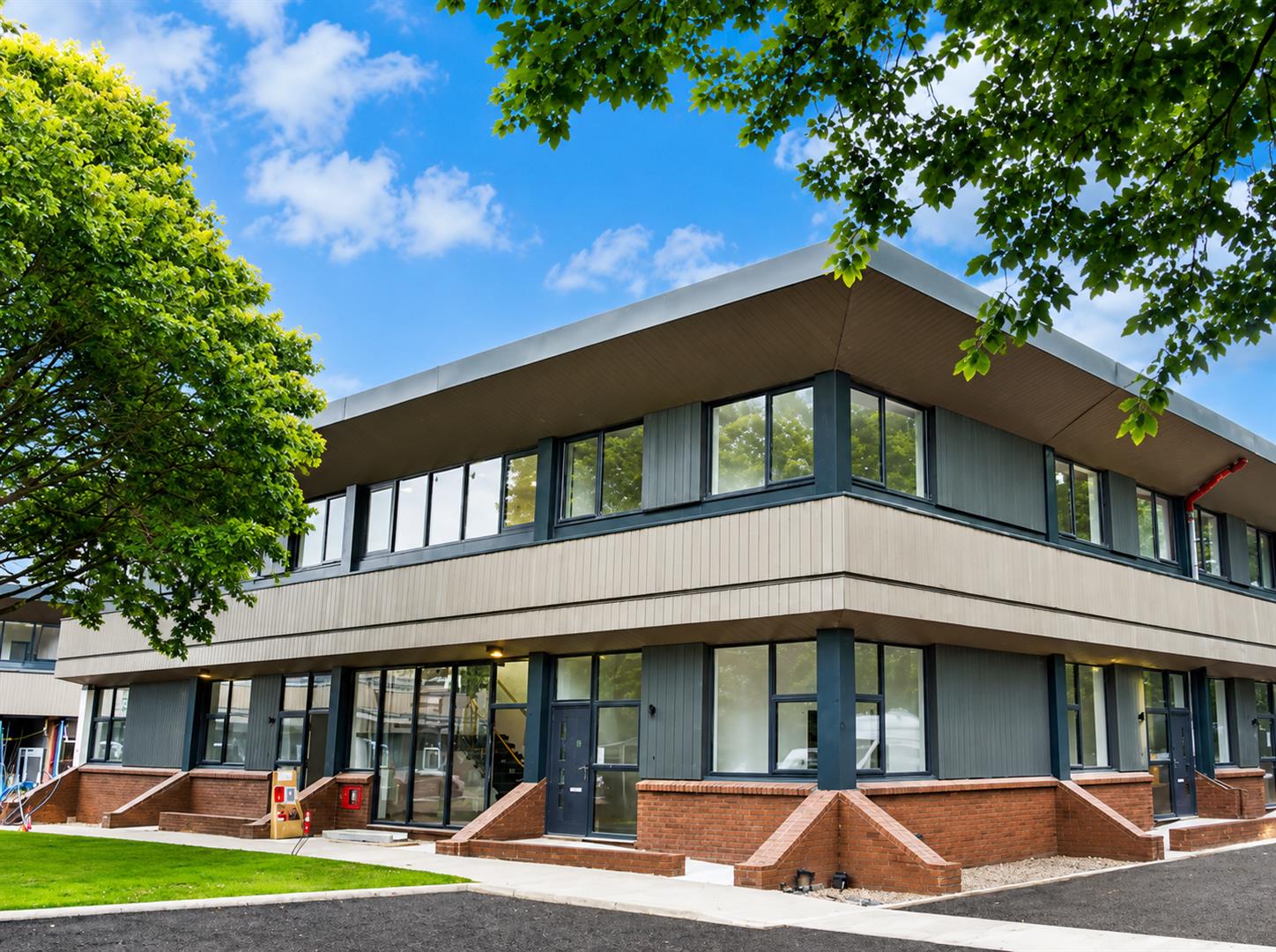 Flat Ashwood Way in Basingstoke and Deane