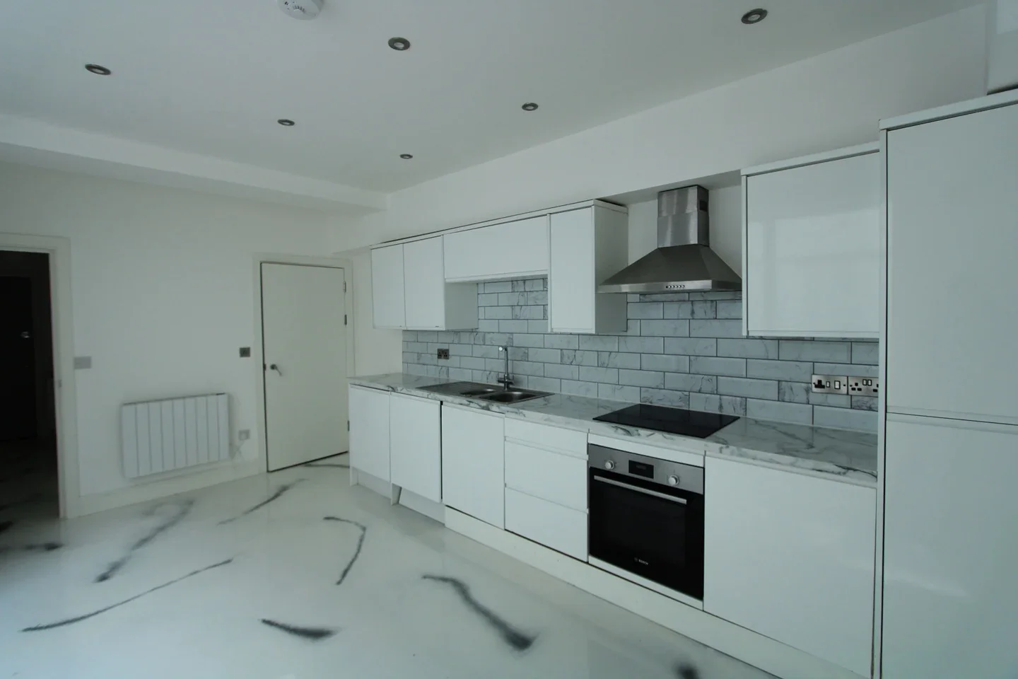 Flat Leigham Court Road in Greater London